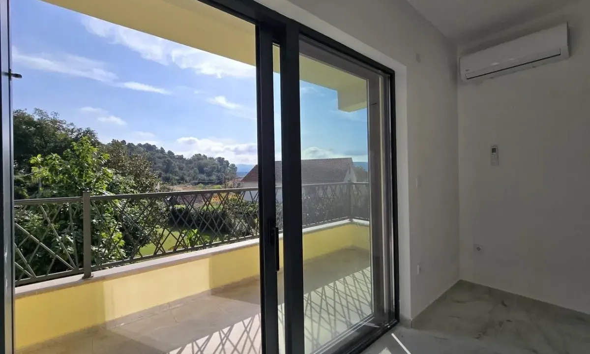 Prodaja, jednosoban stan, 49m², Tivat, Crna Gora