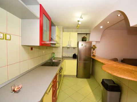 Izdavanje, jednosoban stan, 65m², Gorica C, Podgorica - image 16