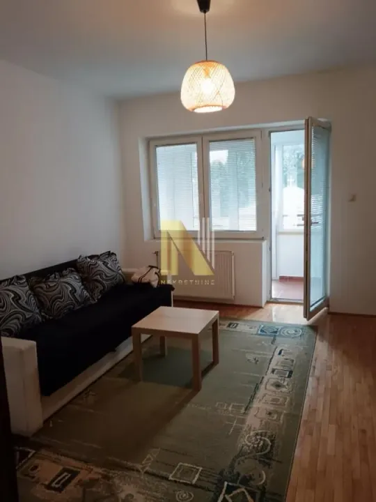 Izdavanje, garsonjera, 32m², Sajmište, Novi Sad
