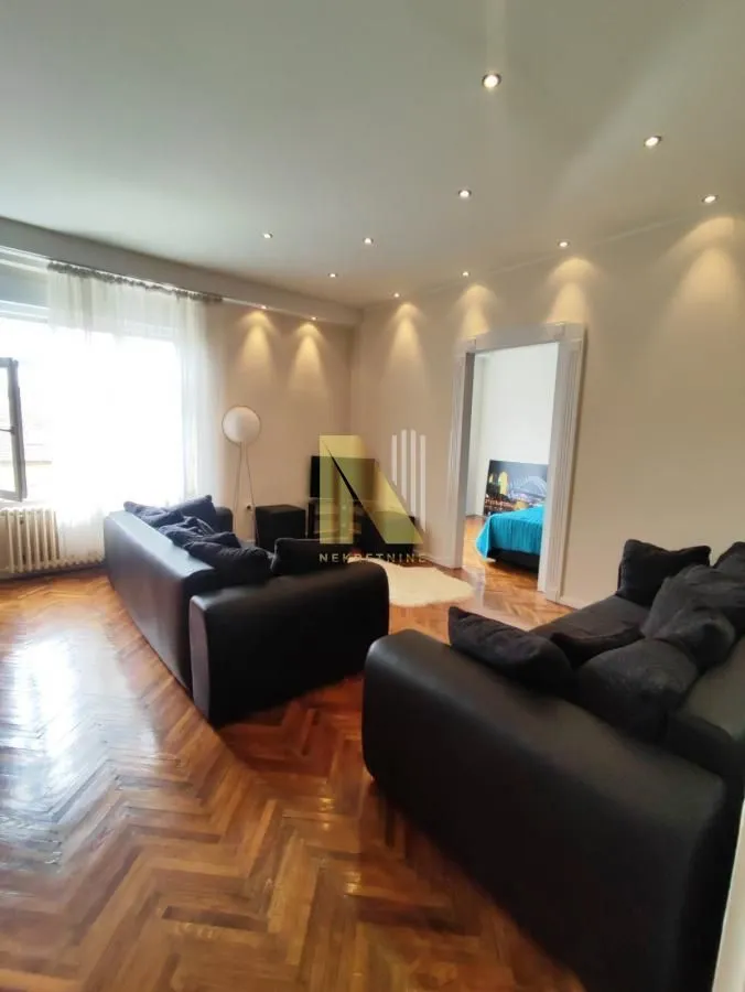 Prodaja, dvosoban stan, 63m², Centar, Novi Sad