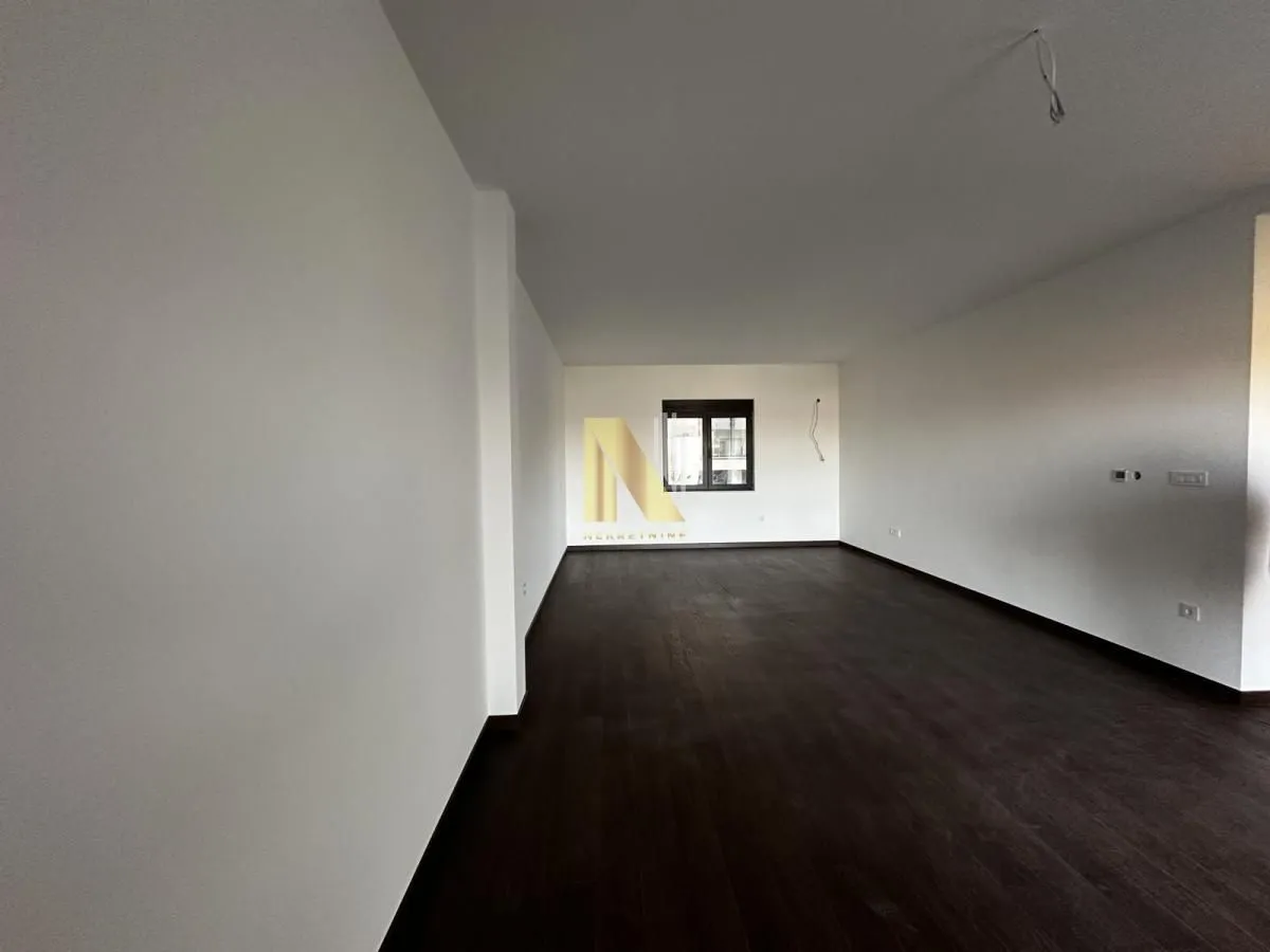 Prodaja, stan, 154m², Sremska Kamenica, Petrovaradin