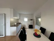 Izdavanje, dvosoban stan, 80m², Podi, Herceg Novi - image 4