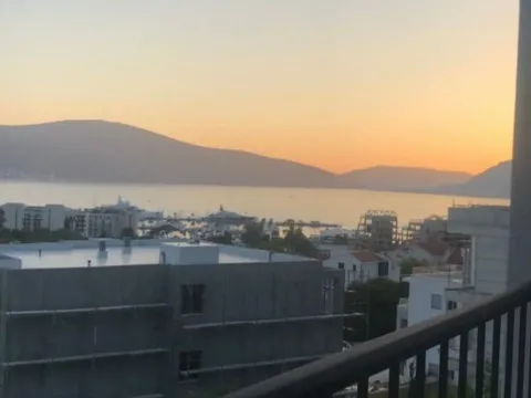 Izdavanje, dvosoban stan, 71m², Mažina, Tivat - image 11