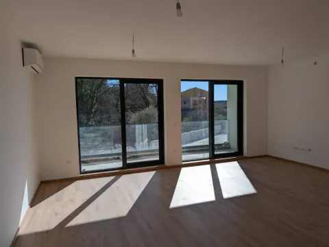 Prodaja, dvosoban stan, 93m², Kamenovo, Budva - image 3