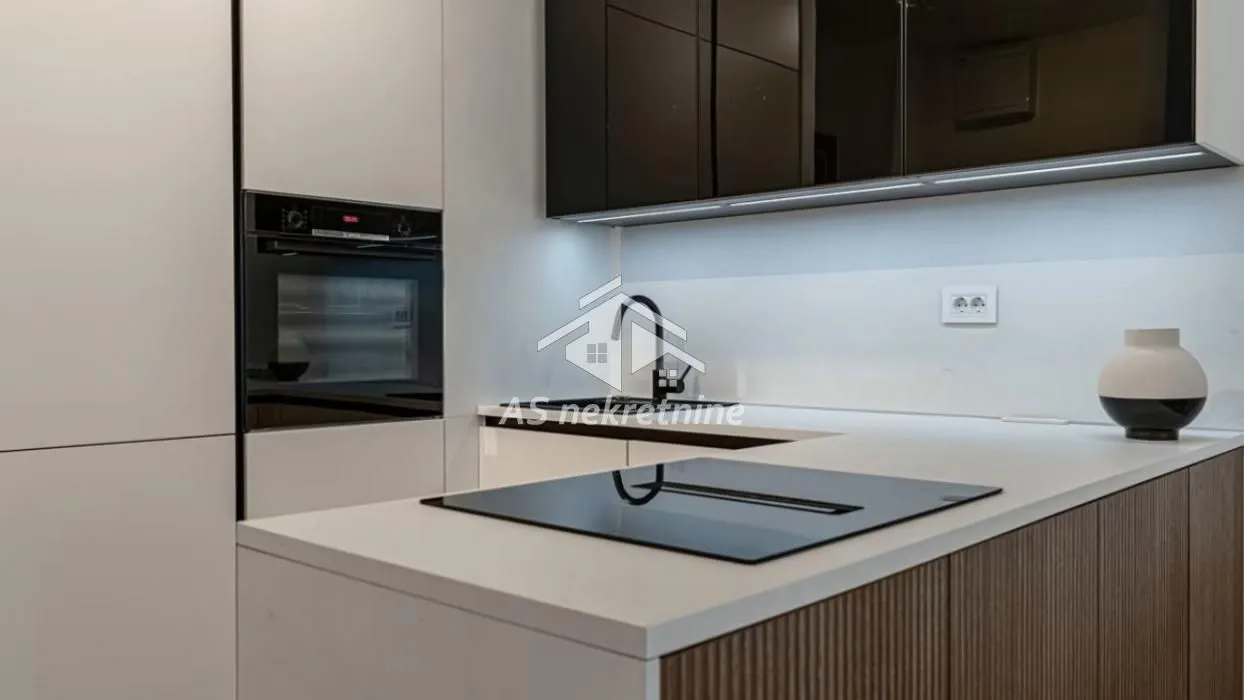 Izdavanje, dvosoban stan, 49m², Fon (Fon - Bilećka), Voždovac Sve Podlokacije