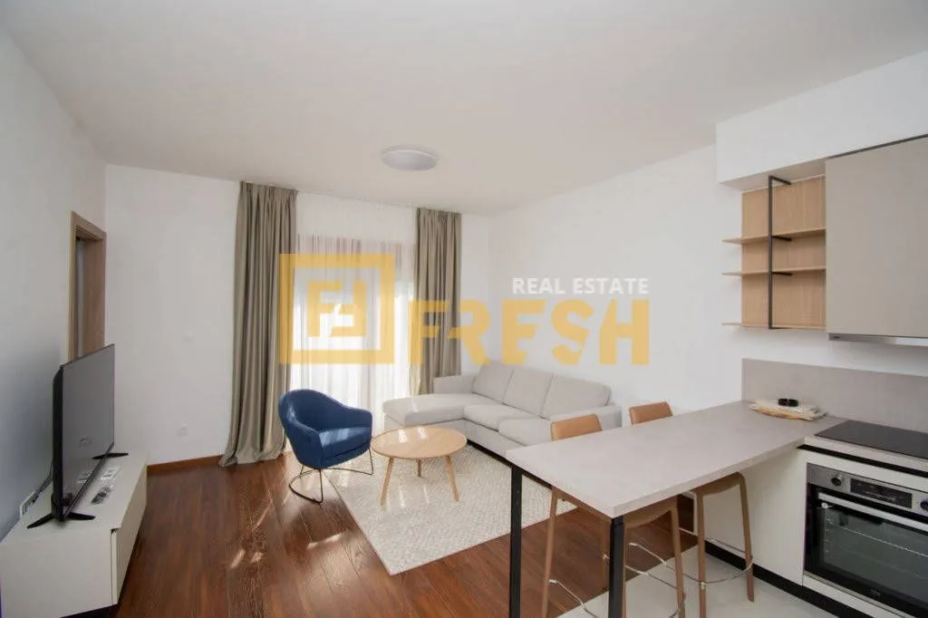 Rent, three bedroom apartment, 90m², Master Kvart, Podgorica