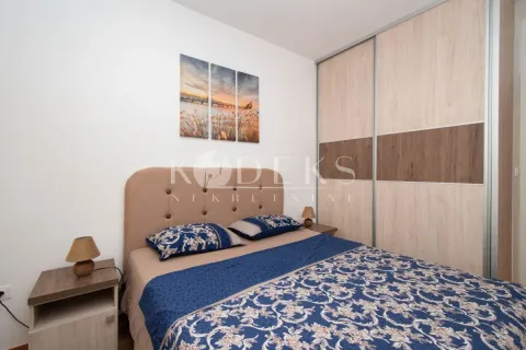 Izdavanje, jednosoban stan, 42m², City Kej, Podgorica - image 5