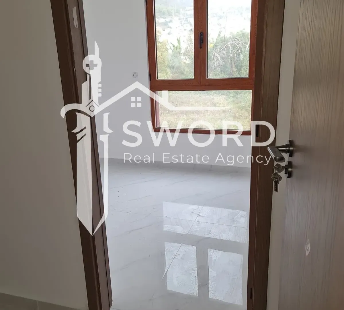 Prodaja, dvosoban stan, 79m², Šušanj, Bar
