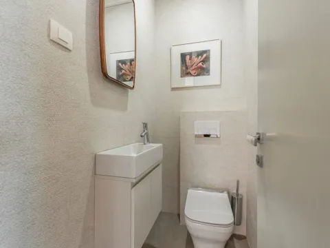 Sale, three bedroom apartment, 137m², Centar, Budva - image 16