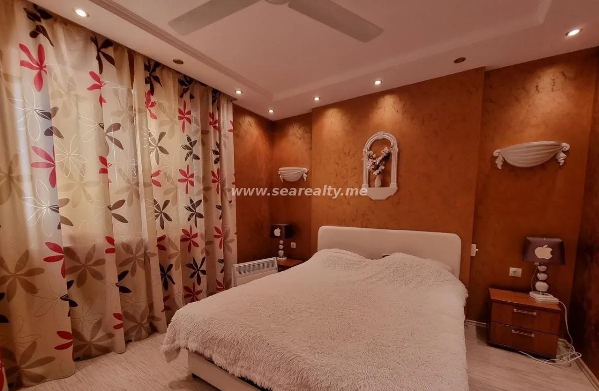 Prodaja, kuća, 316m², Luštica Bay, Tivat