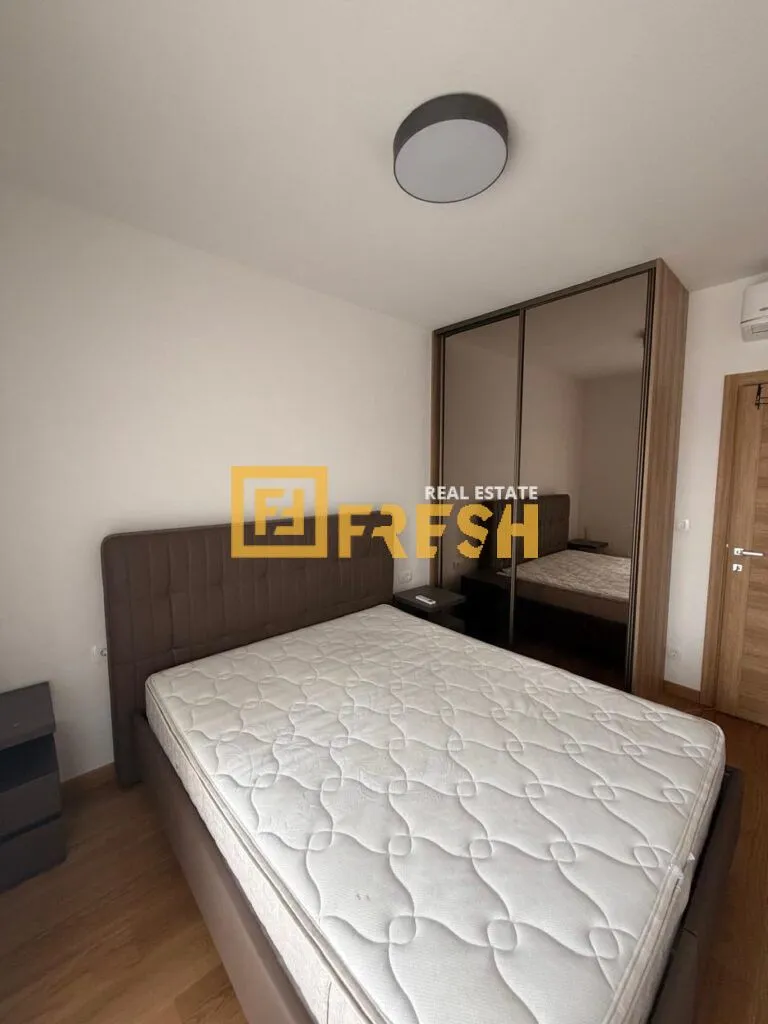Izdavanje, dvosoban stan, 75m², City Kvart, Podgorica