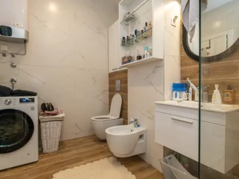 Prodaja, dvosoban stan, 94m², Podgorica, Crna Gora - image 7