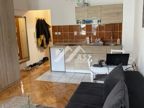 Izdavanje, stan, 28m², Rotkvarija, Novi Sad Sve Podlokacije - image 5