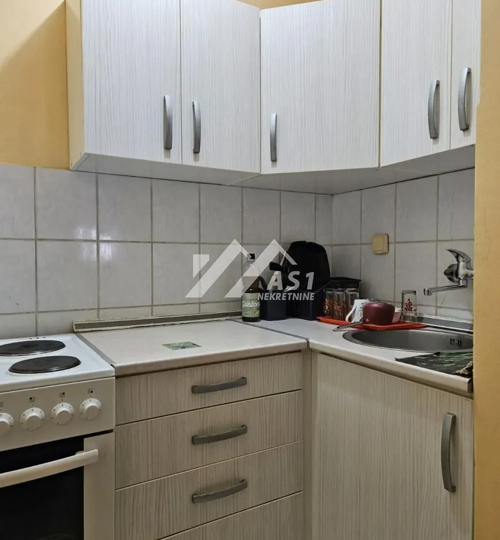 Prodaja, dvosoban stan, 53m², Grbavica, Novi Sad Sve Podlokacije