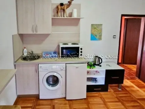 Prodaja, kuća, 300m², Centar, Kotor - image 14