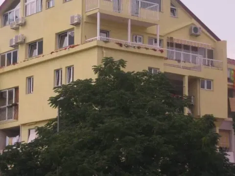 Prodaja, stan, 81m², Centar, Budva - image 2
