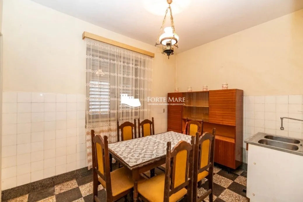 Prodaja, jednosoban stan, 70m², Herceg Novi, Crna Gora