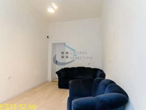 Rent, two bedroom apartment, 36m², Botanička Bašta, Palilula Sve Podlokacije - image 2