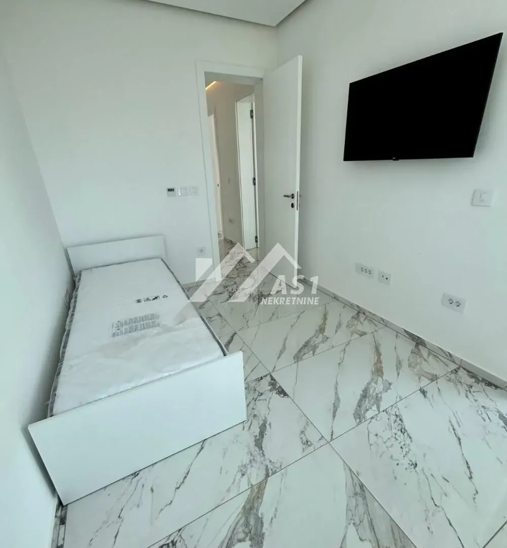 Rent, house, 180m², Mišeluk, Petrovaradin