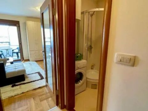 Prodaja, garsonjera, 31m², Stari Aerodrom, Podgorica - image 3