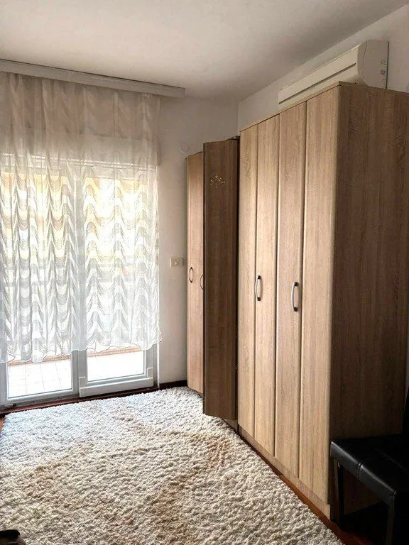 Izdavanje, jednosoban stan, 54m², City Kvart, Podgorica