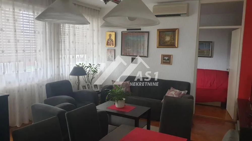 Izdavanje, trosoban stan, 65m², Grbavica, Novi Sad Sve Podlokacije