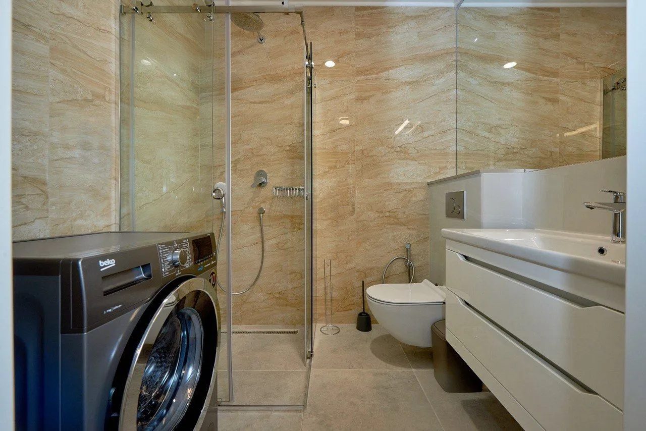 Rent, one bedroom apartment, 50m², Bečići, Budva