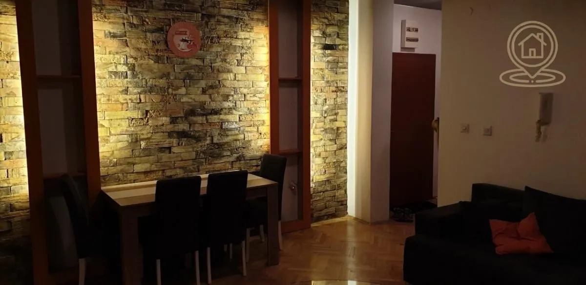 Izdavanje, dvosoban stan, 50m², Grbavica, Novi Sad Sve Podlokacije