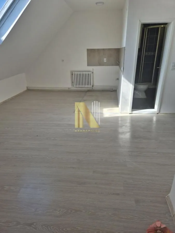 Prodaja, stan, 174m², Grbavica, Novi Sad Sve Podlokacije
