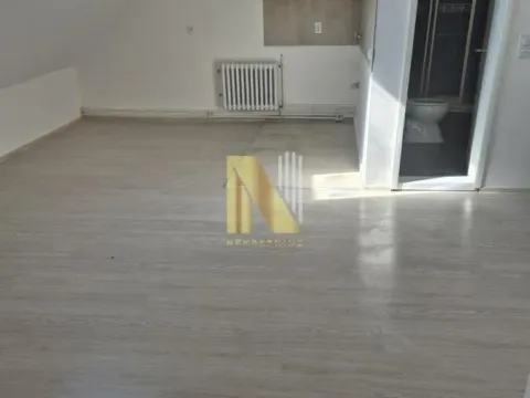 Prodaja, stan, 174m², Grbavica, Novi Sad Sve Podlokacije - image 1