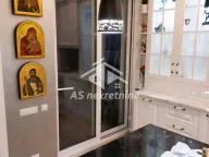 Prodaja, trosoban stan, 110m², Slavija, Vračar Sve Podlokacije - image 8