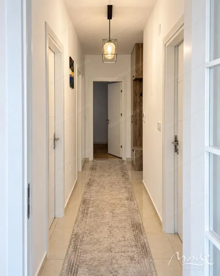 Prodaja, trosoban stan, 63m², Kalimanj, Tivat