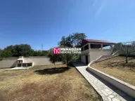 Izdavanje, kuća, 230m², Zagorič, Podgorica - image 8