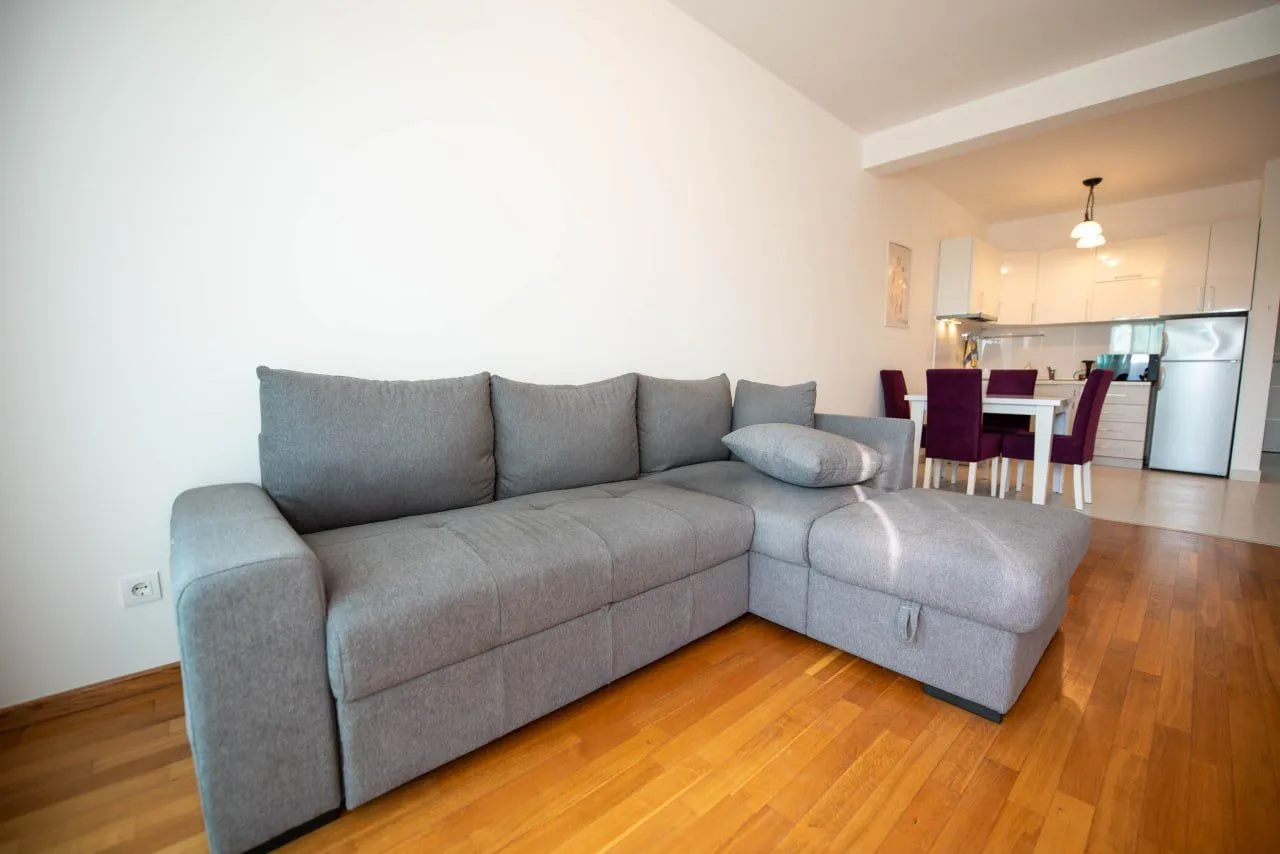 Sale, two bedroom apartment, 55m², Bečići, Budva