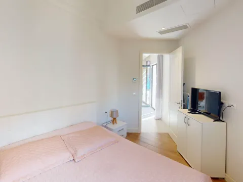 Prodaja, jednosoban stan, 55m², Luštica Bay, Tivat - image 4