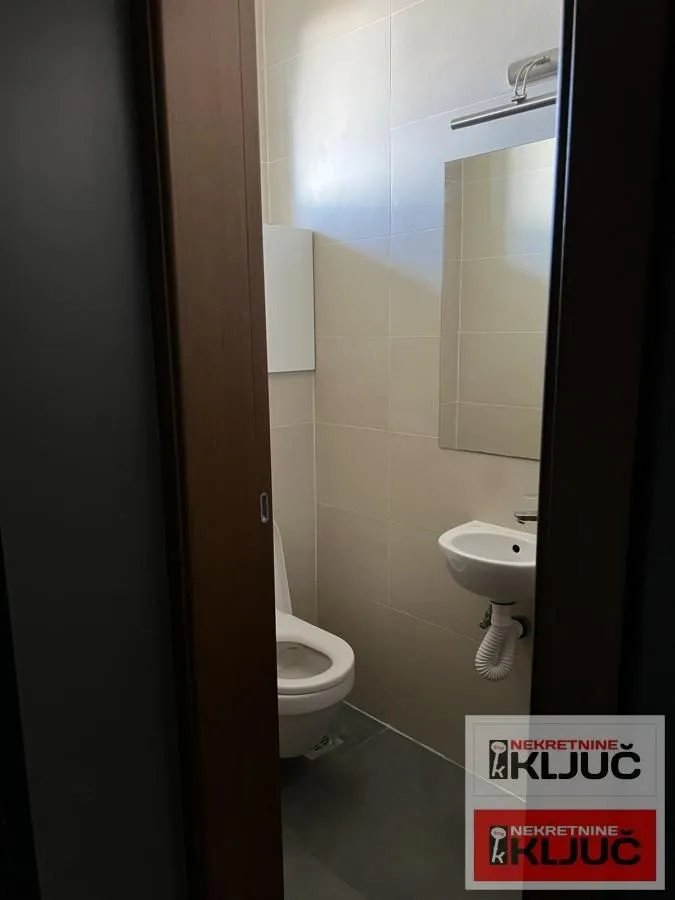 Prodaja, četvorosoban stan, 73m², Alibegovac, Petrovaradin