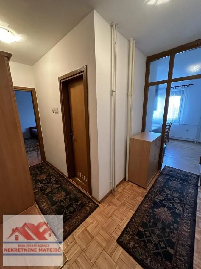 Prodaja, dvosoban stan, 60m², Centar, Kragujevac
