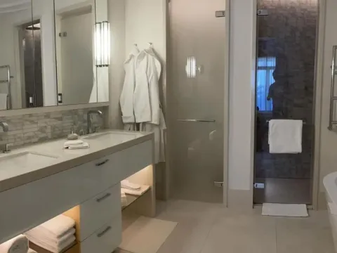 Prodaja, jednosoban stan, 74m², Porto Montenegro, Tivat - image 7