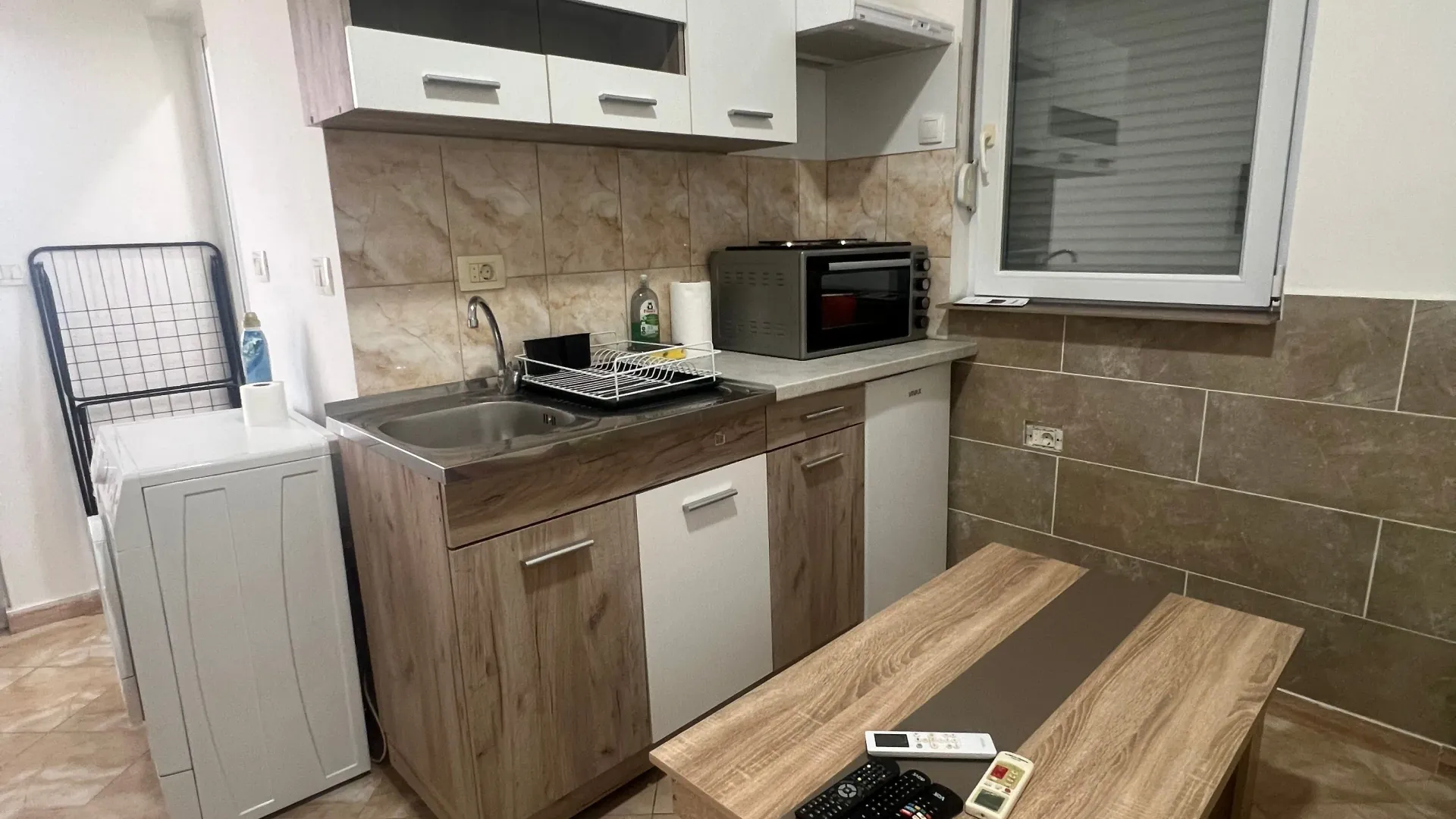 Izdavanje, jednosoban stan, 35m², Bjeliši, Bar