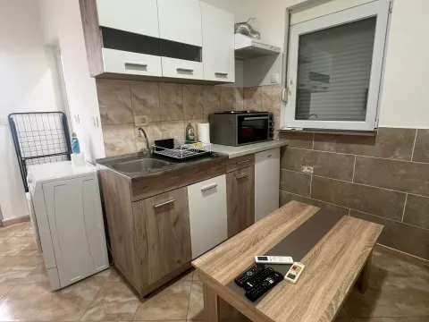 Rent, one bedroom apartment, 35m², Bjeliši, Bar - image 6