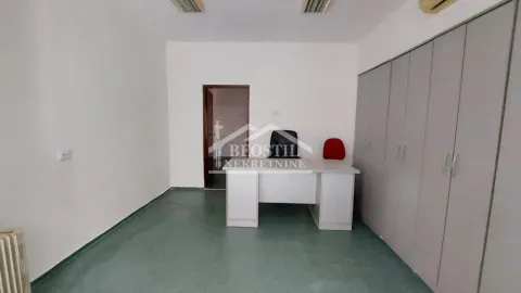Rent, office space, 74m², Cvetkova Pijaca, Zvezdara Sve Podlokacije - image 2