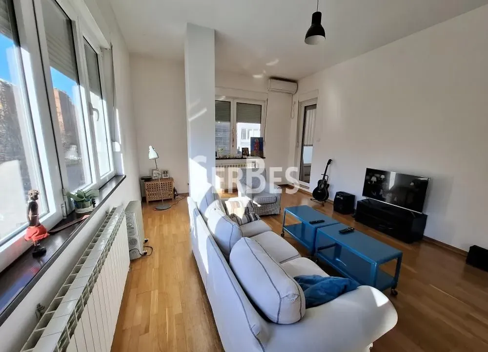 Prodaja, četvorosoban stan, 108m², Bulevar Oslobodjenja, Novi Sad Sve Podlokacije