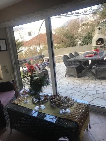 Sale, house, 214m², Dobrota, Kotor