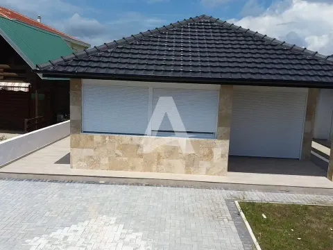 Sale, house, 92m², Ulcinj, Crna Gora - image 13