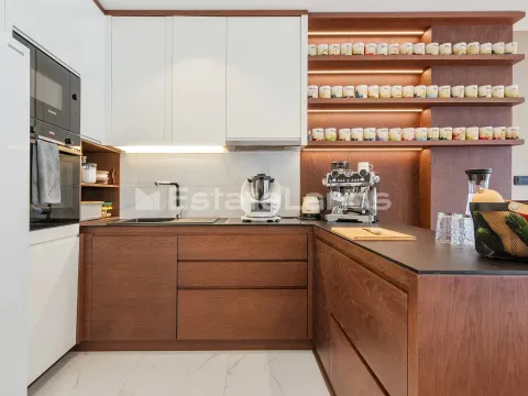 Prodaja, dvosoban stan, 85m², Dobrota, Kotor - image 6