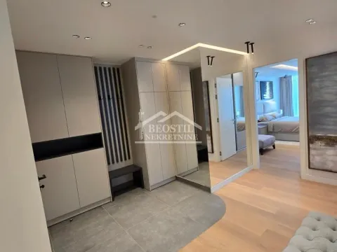 Rent, four bedroom apartment, 175m², Stari Grad, Beograd - image 4