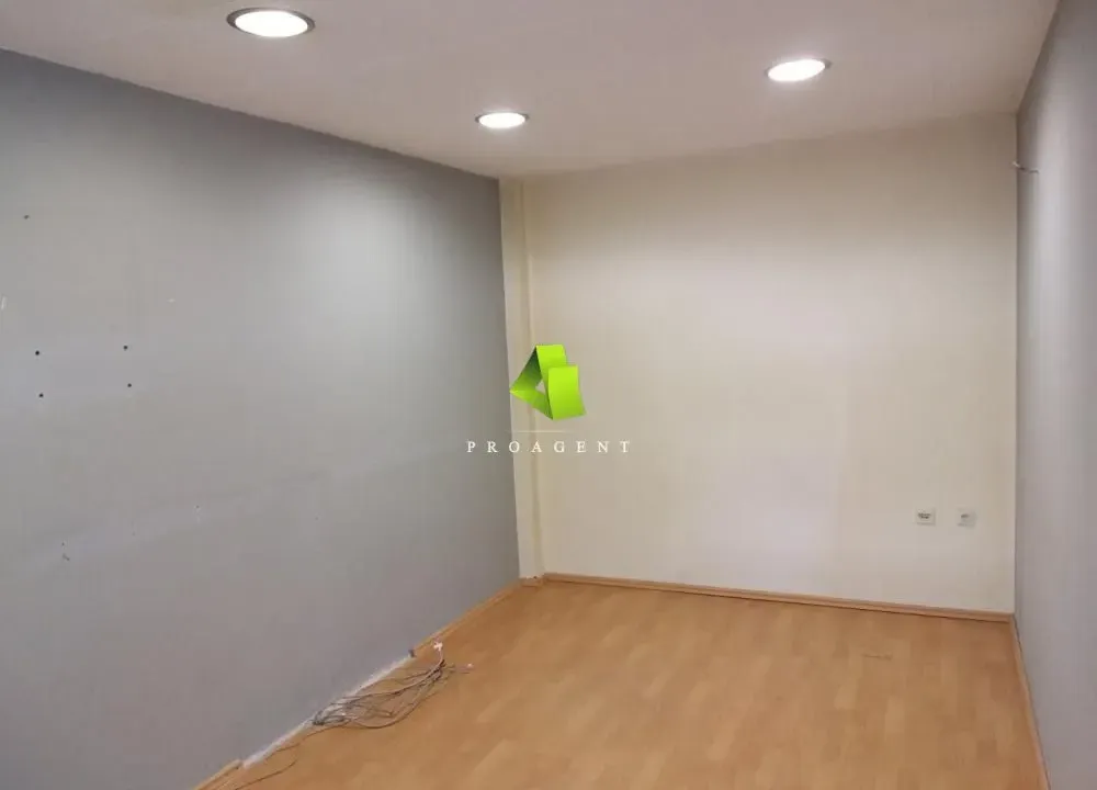 Izdavanje, jednosoban stan, 40m², Dom zdravlja, Niš