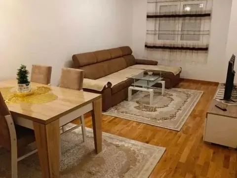 Rent, one bedroom apartment, 48m², Stari Aerodrom, Podgorica - image 4