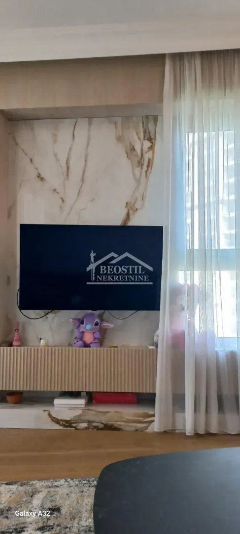 Rent, three bedroom apartment, 91m², Savski Venac, Beograd