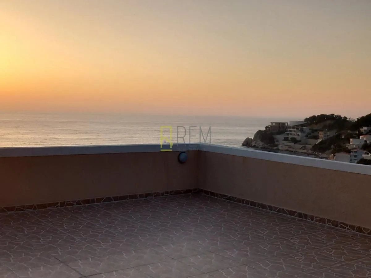 Sale, house, 380m², Kruče, Ulcinj